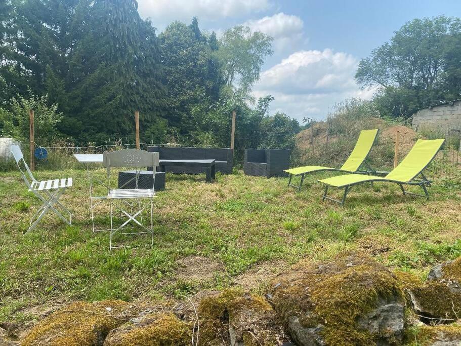 Petite Maison En Auvergne Giat Exteriör bild
